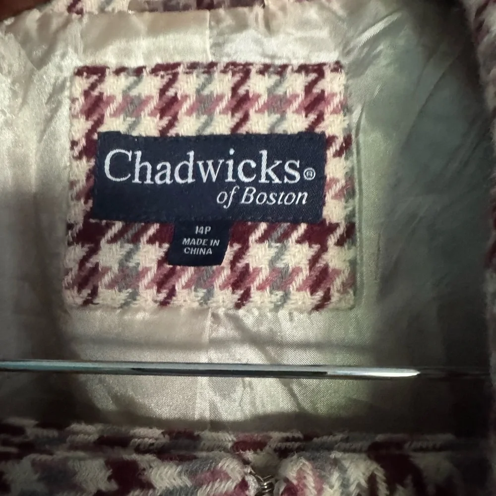 Chadwicks Women’s Houndstooth Skirt Suit. Wool blend, Fall Colors - Picture 9 of 12